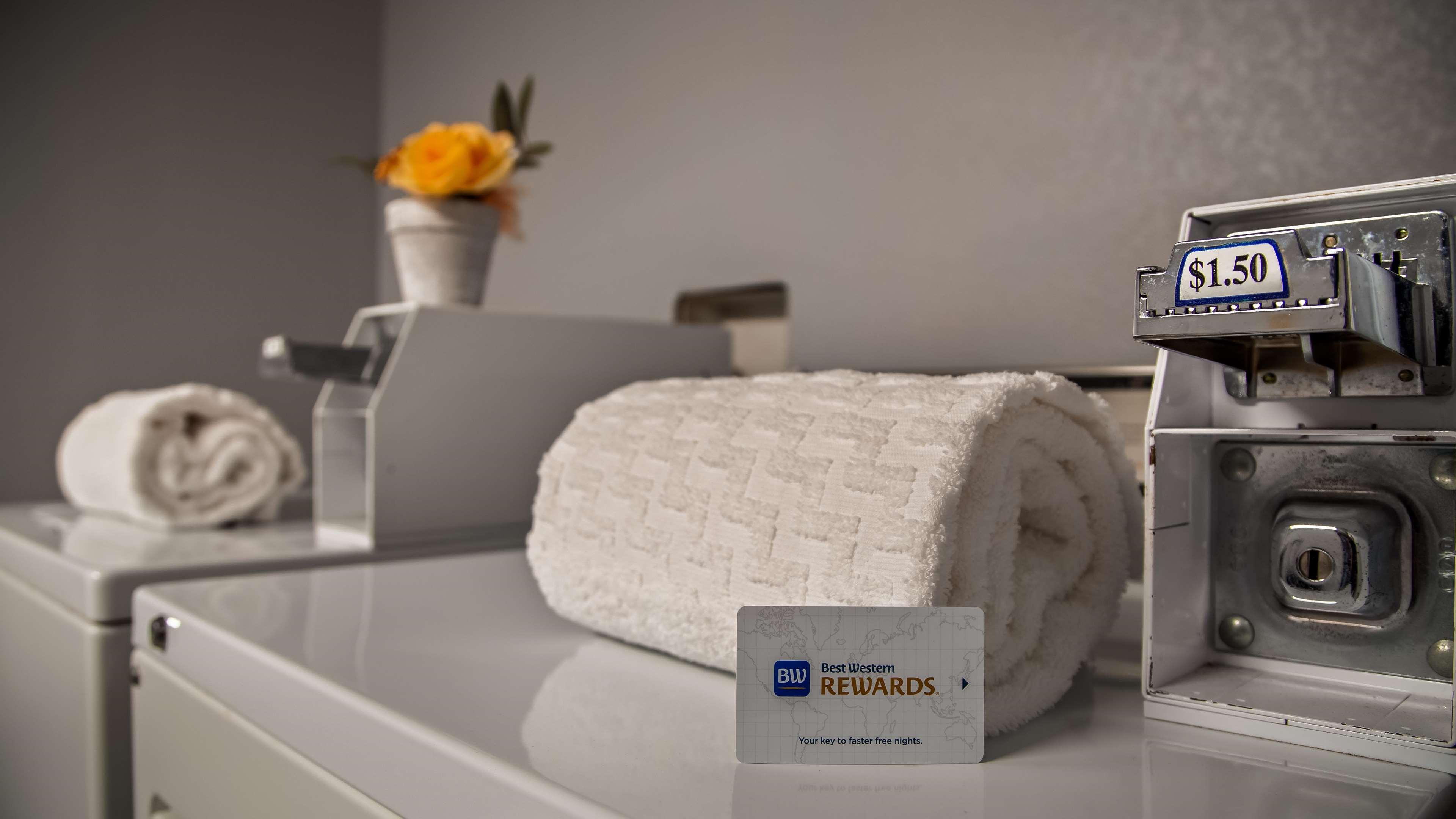 Best Western Plus New Caney Inn & Suites Ngoại thất bức ảnh