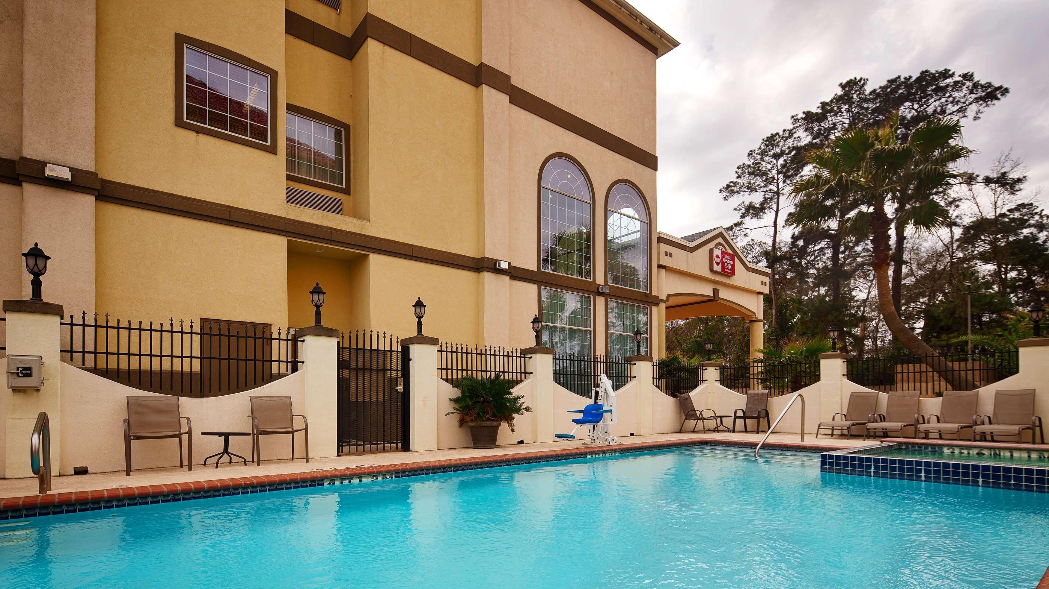 Best Western Plus New Caney Inn & Suites Ngoại thất bức ảnh