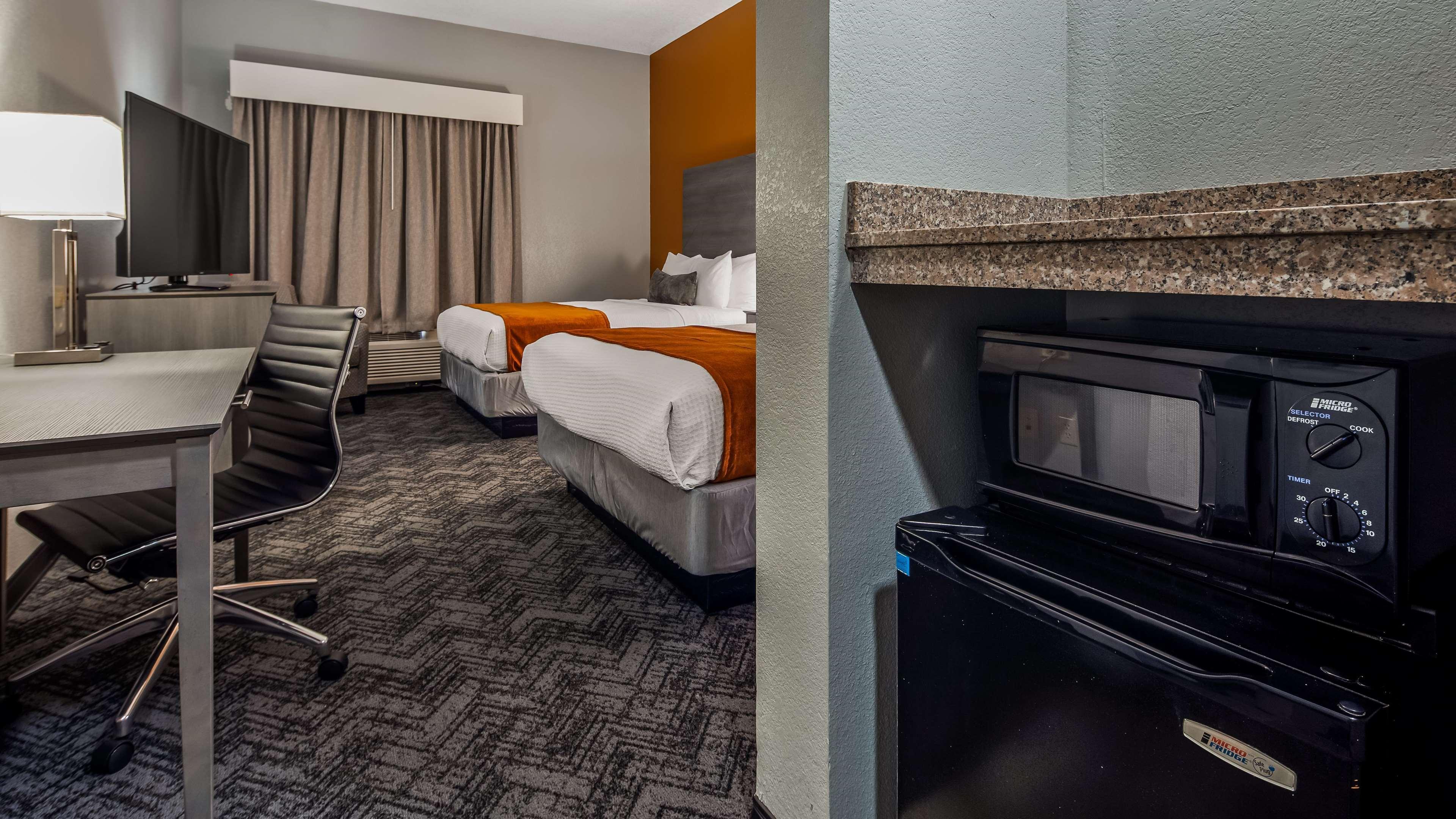 Best Western Plus New Caney Inn & Suites Ngoại thất bức ảnh