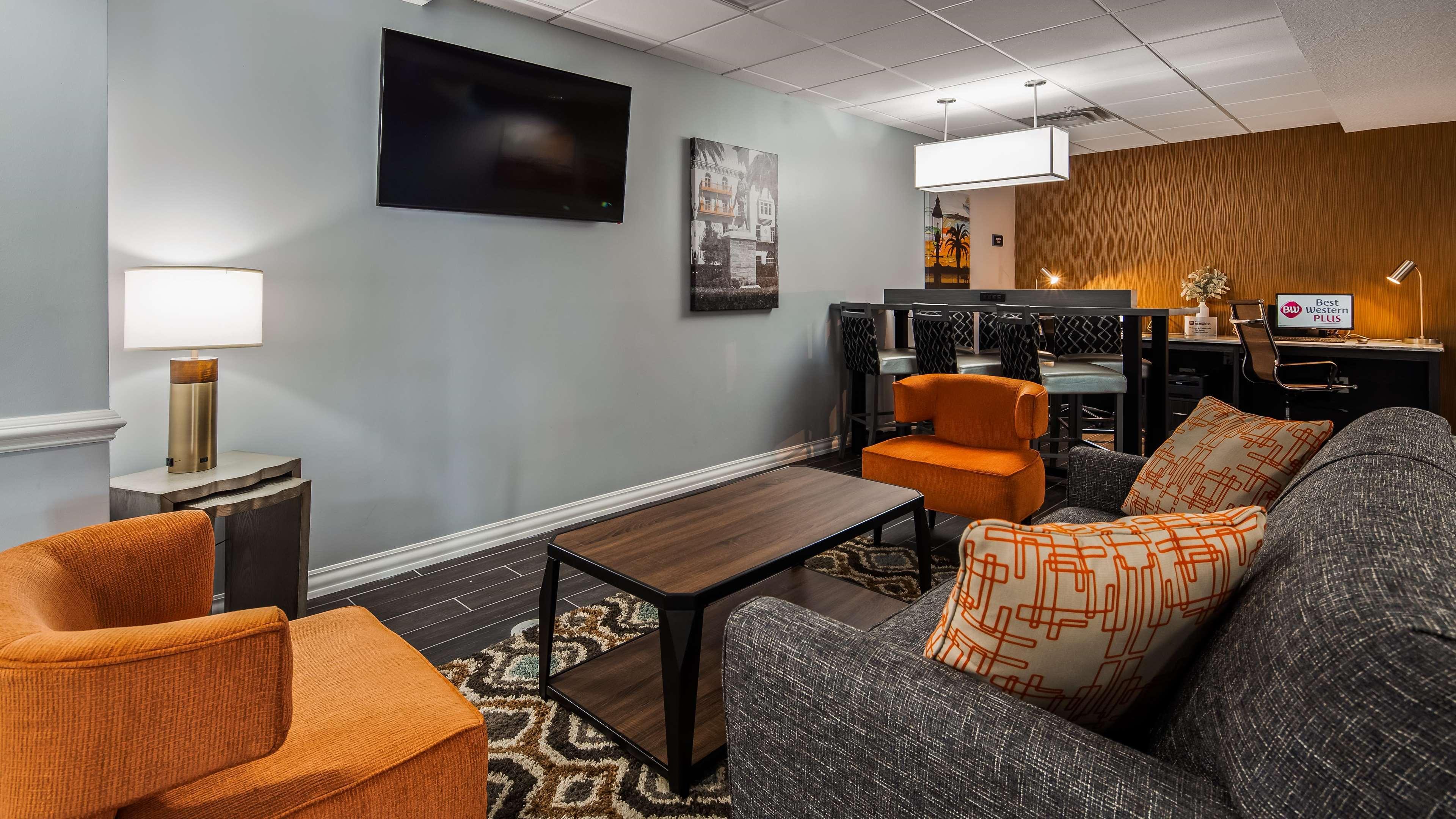 Best Western Plus New Caney Inn & Suites Ngoại thất bức ảnh