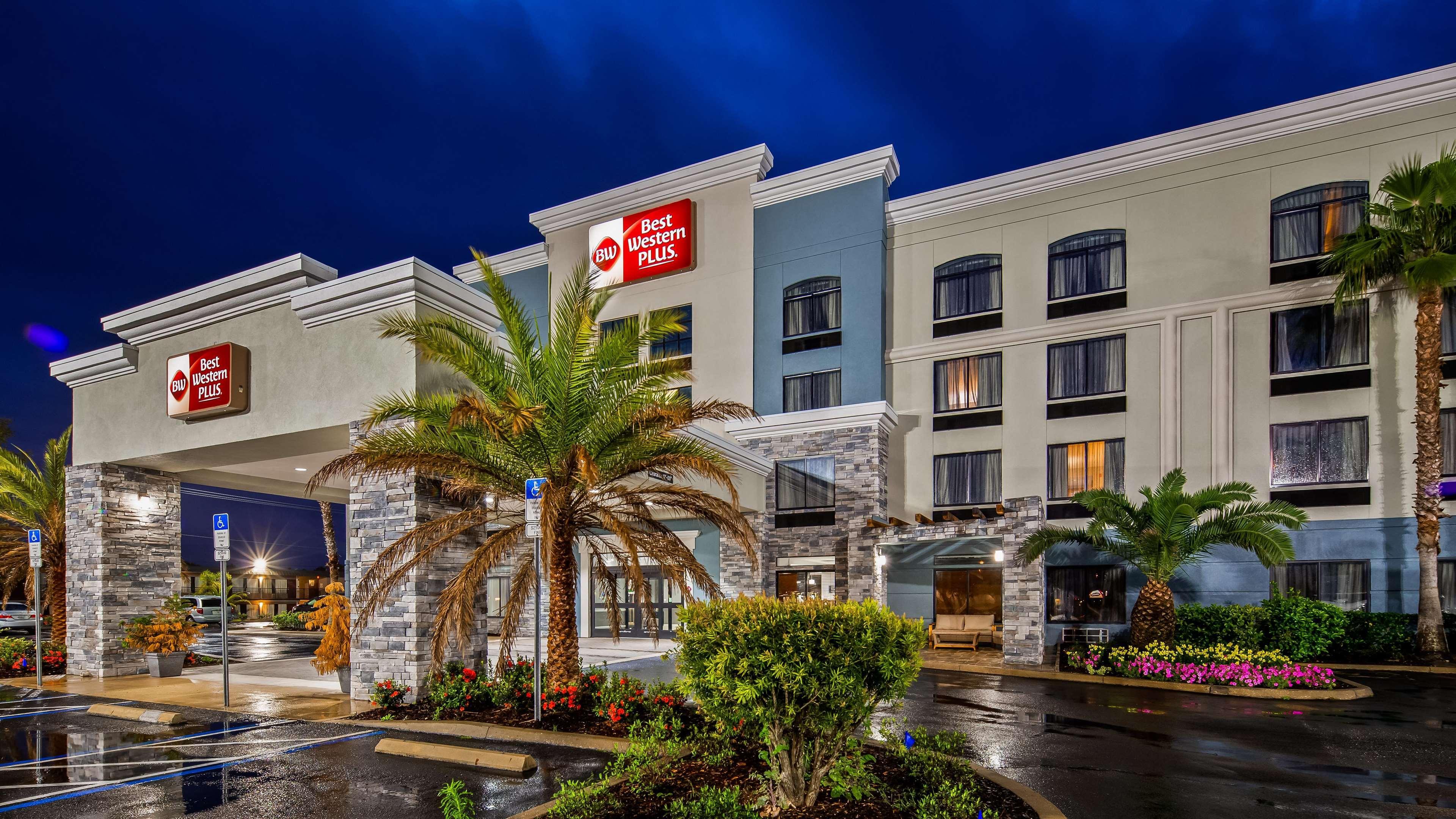 Best Western Plus New Caney Inn & Suites Ngoại thất bức ảnh