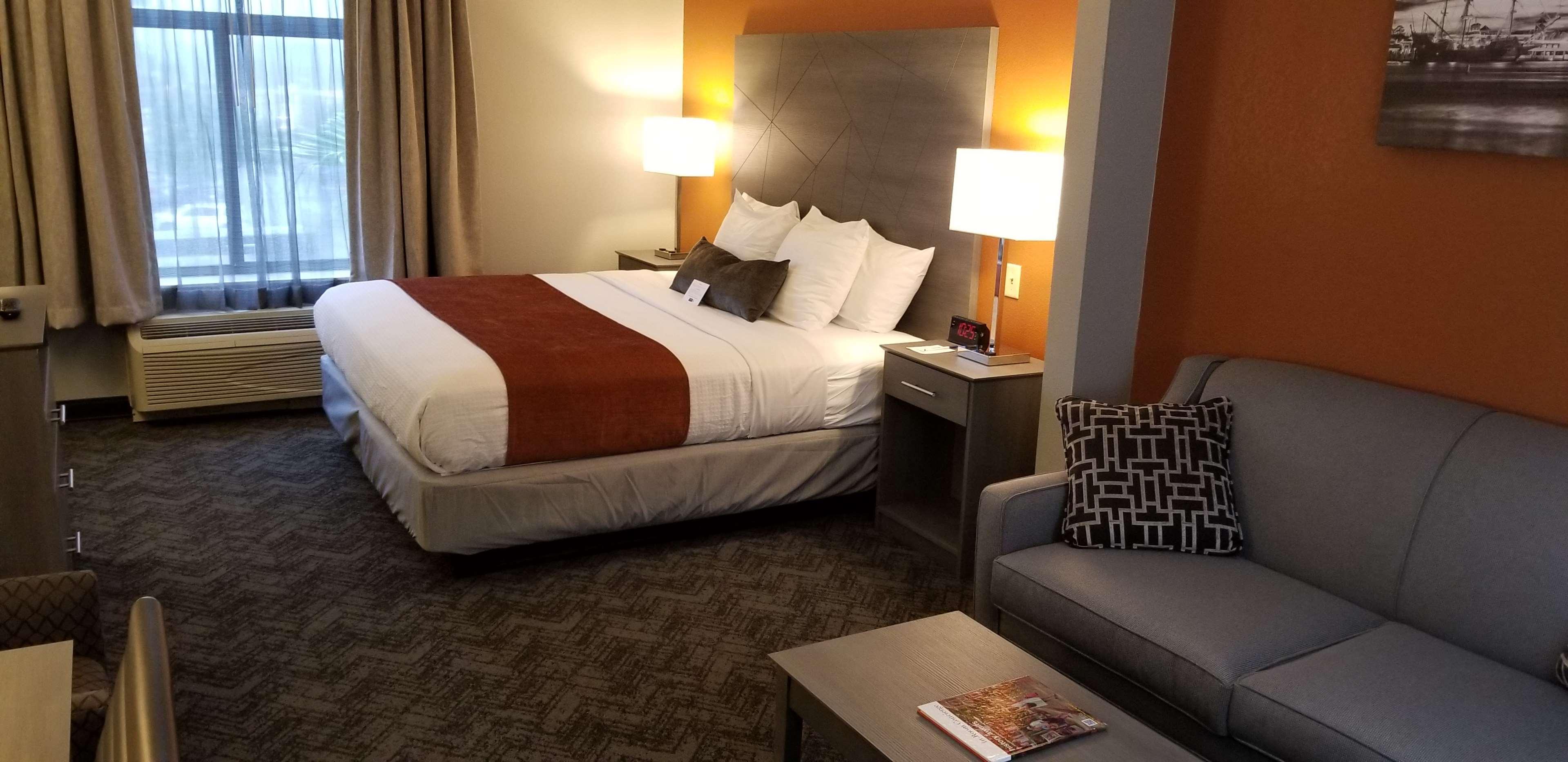 Best Western Plus New Caney Inn & Suites Ngoại thất bức ảnh