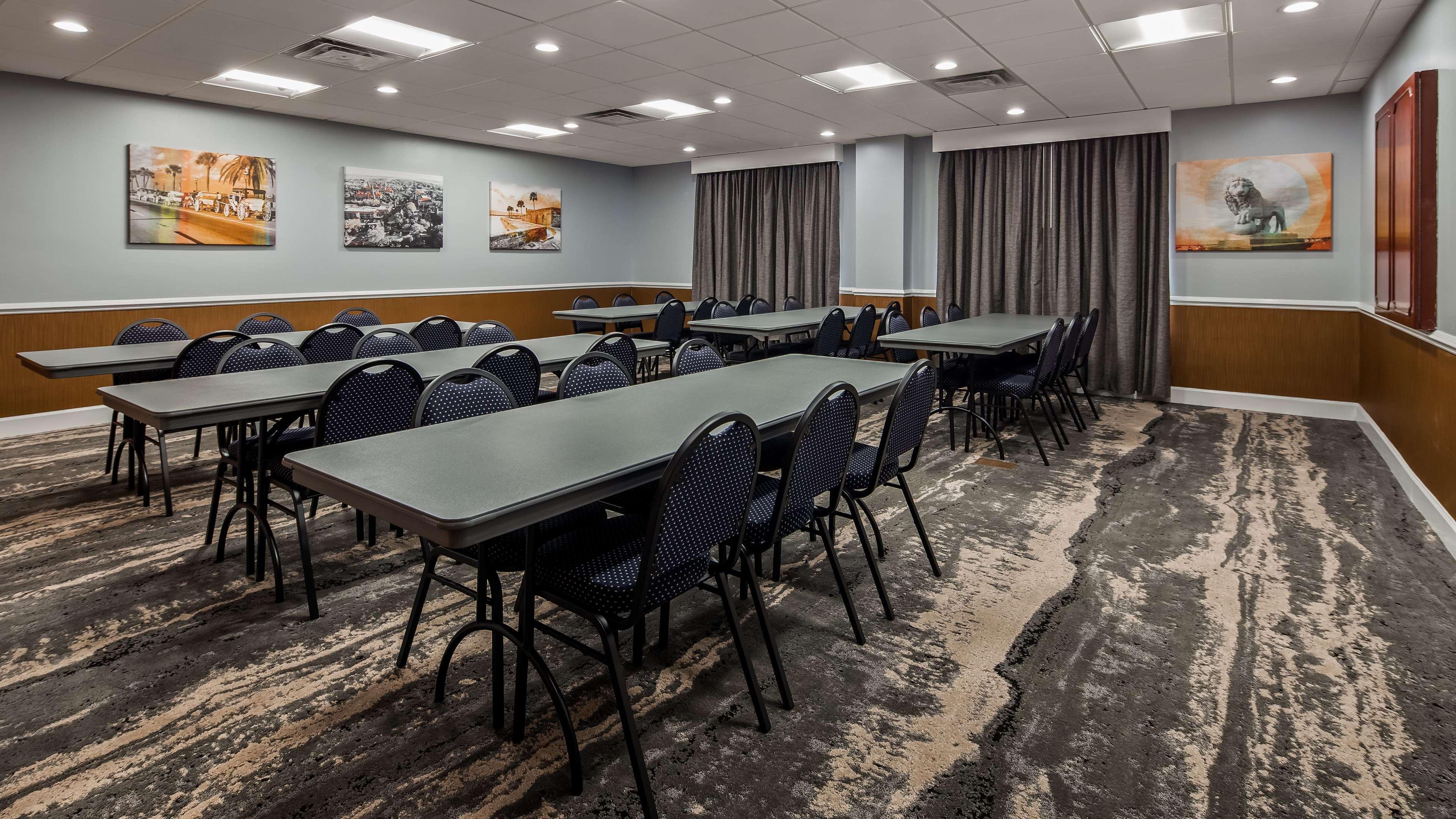 Best Western Plus New Caney Inn & Suites Ngoại thất bức ảnh