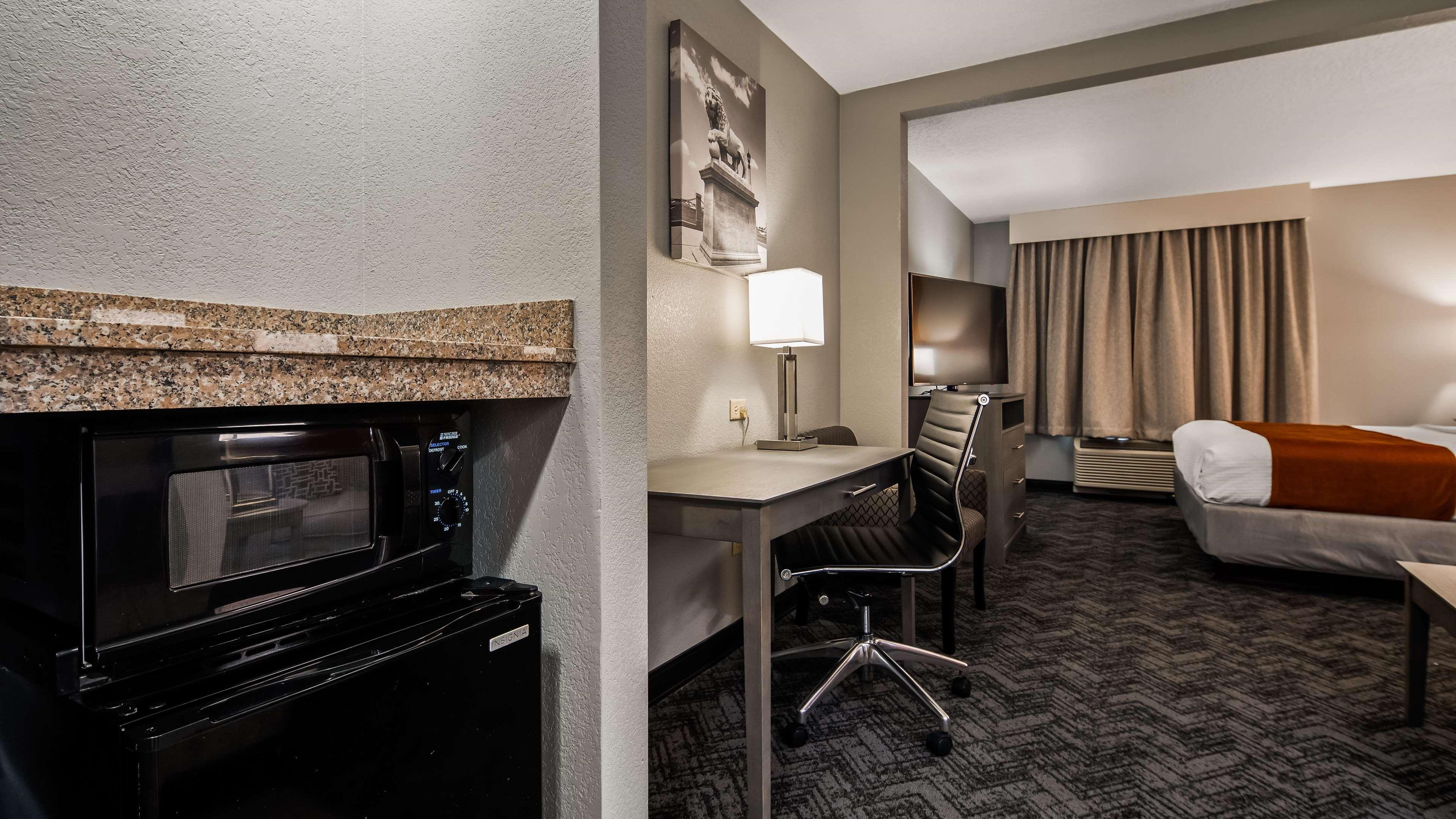 Best Western Plus New Caney Inn & Suites Ngoại thất bức ảnh